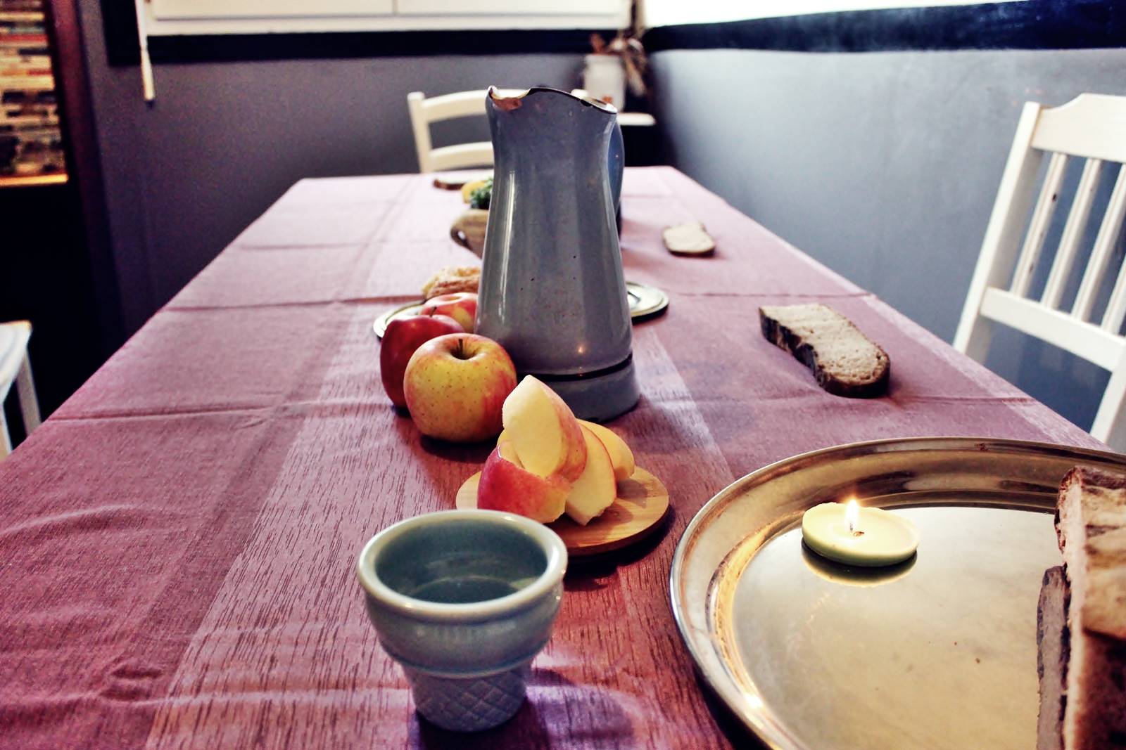 Diy table medievale repas ecole a la maison reconstitution 6
