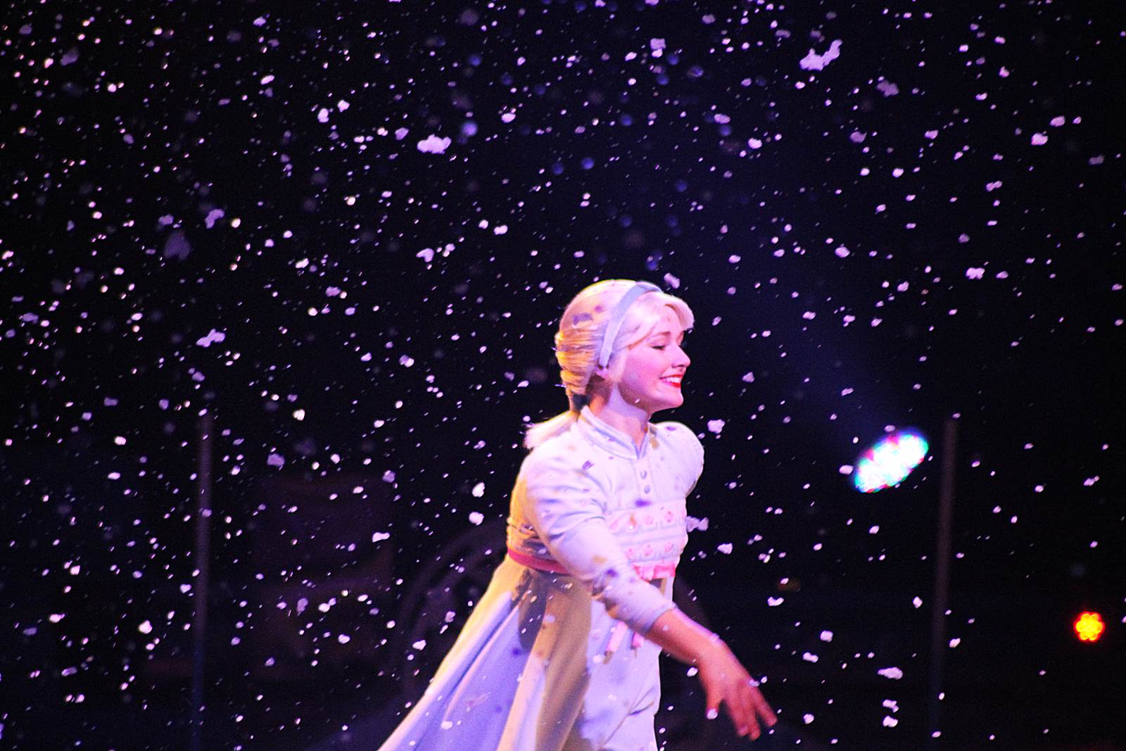 Disney sur glance reine des neiges 10