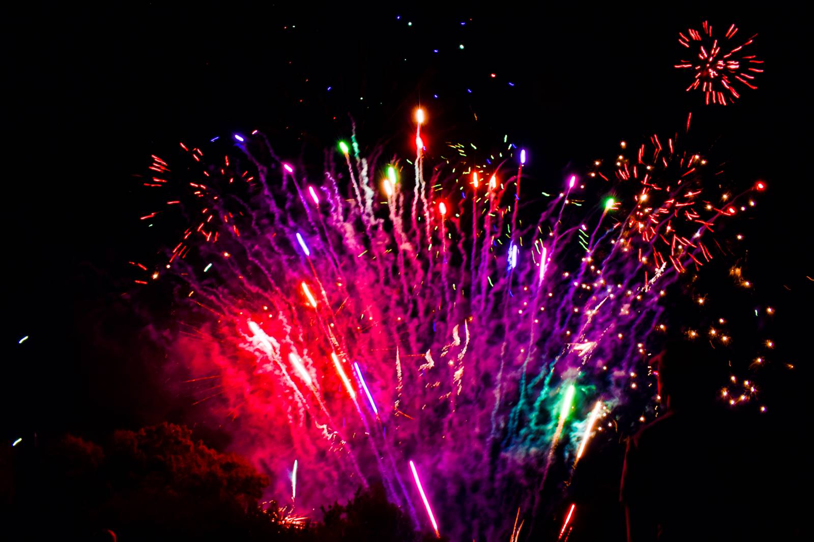 Feu d artifice guemene penfao loire atlantique 21