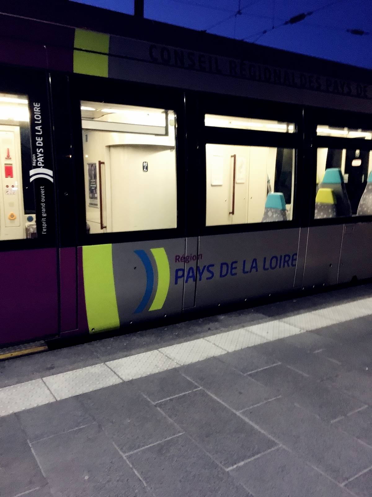 Teste tram train chateaubriant nantes 2