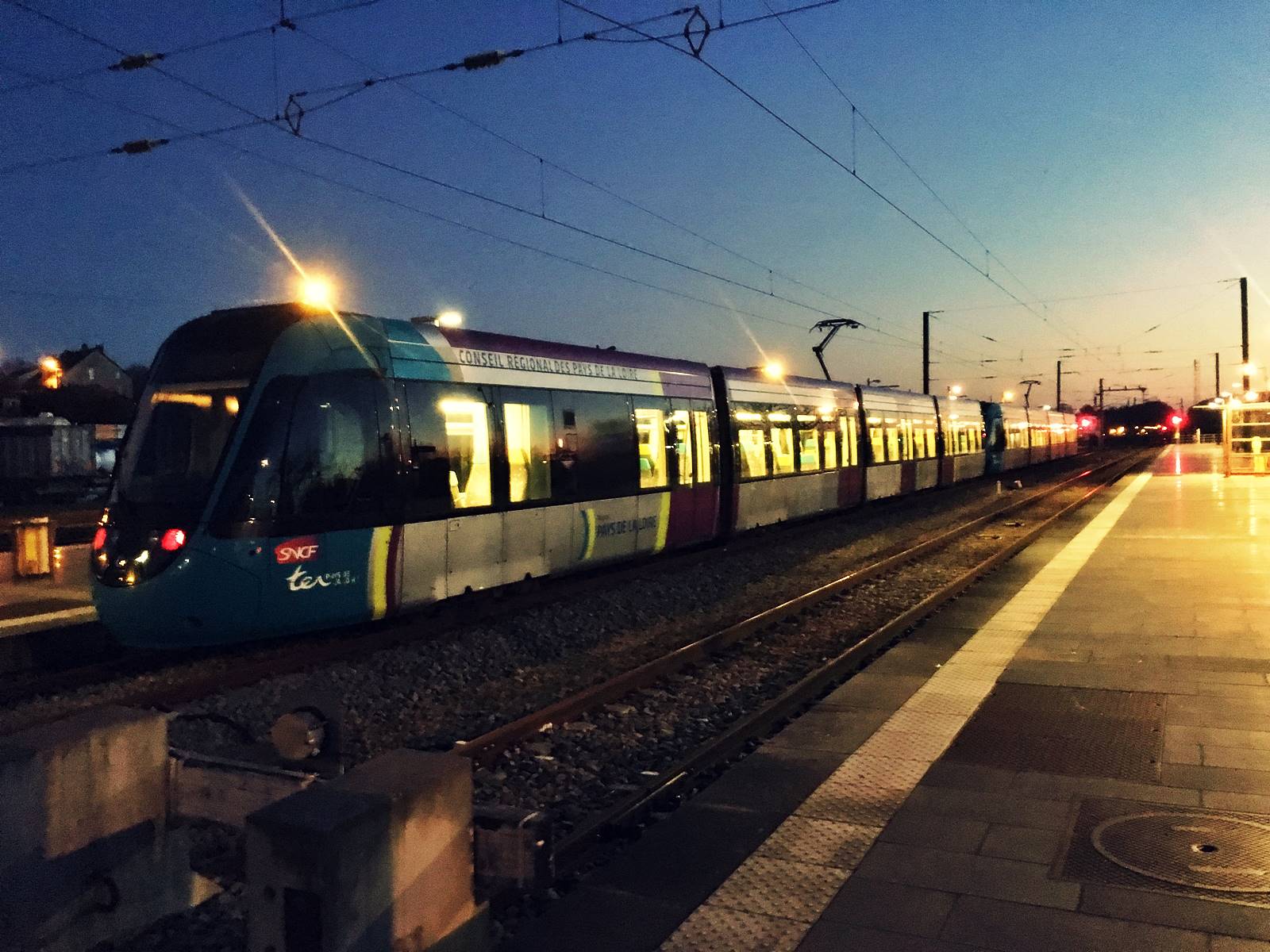 Teste tram train chateaubriant nantes